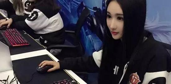电竞少女怎么获得(图1)