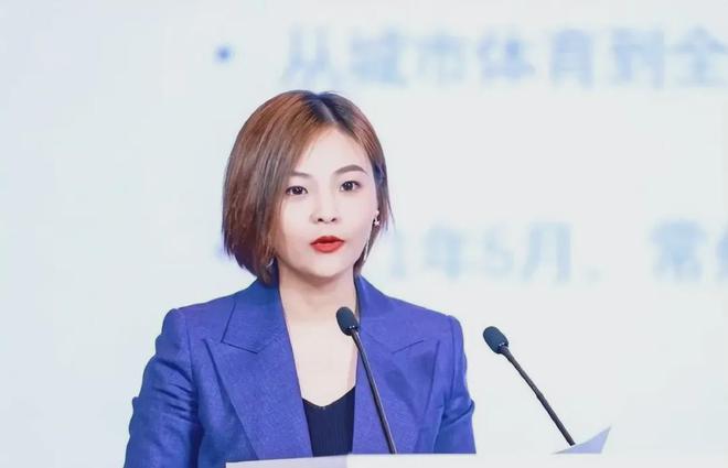 南通杀入电竞圈！背后藏着位中国最美足球女老板(图1)