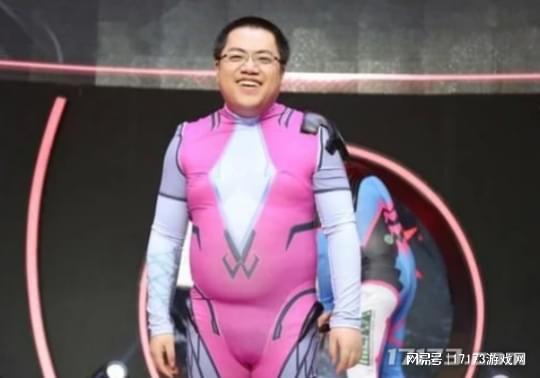 兄弟你好香！曾经的电竞之光下海搞瑟瑟比打职业赚得还多？(图5)