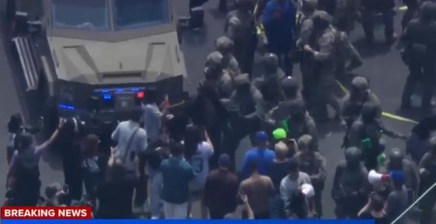 洛杉矶冲突加剧特朗普派出2000名国民警卫队(图3)