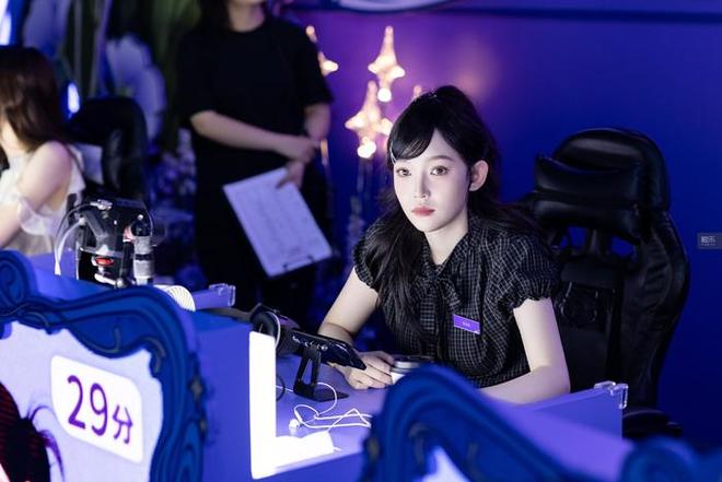 金色的雨落在海洋馆：一场属于所有热爱“金铲铲”女玩家的梦(图4)