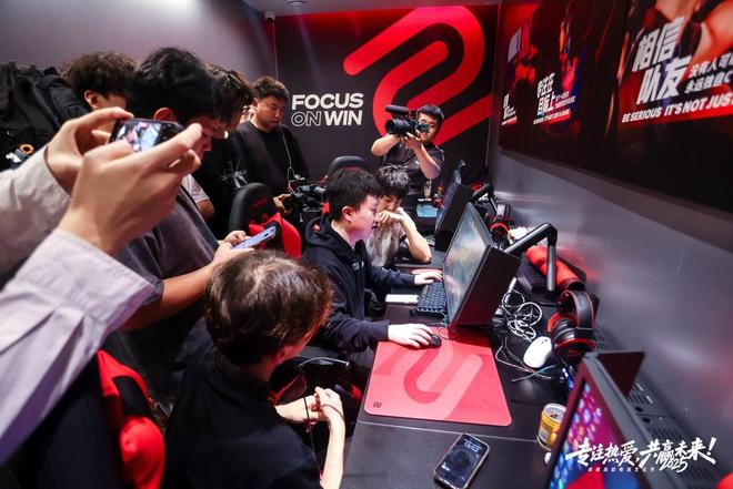 深一度｜高校电竞对抗赛助推行业生态让每一份热爱都被看见(图3)