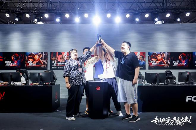 深一度｜高校电竞对抗赛助推行业生态让每一份热爱都被看见(图13)