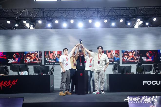 深一度｜高校电竞对抗赛助推行业生态让每一份热爱都被看见(图14)