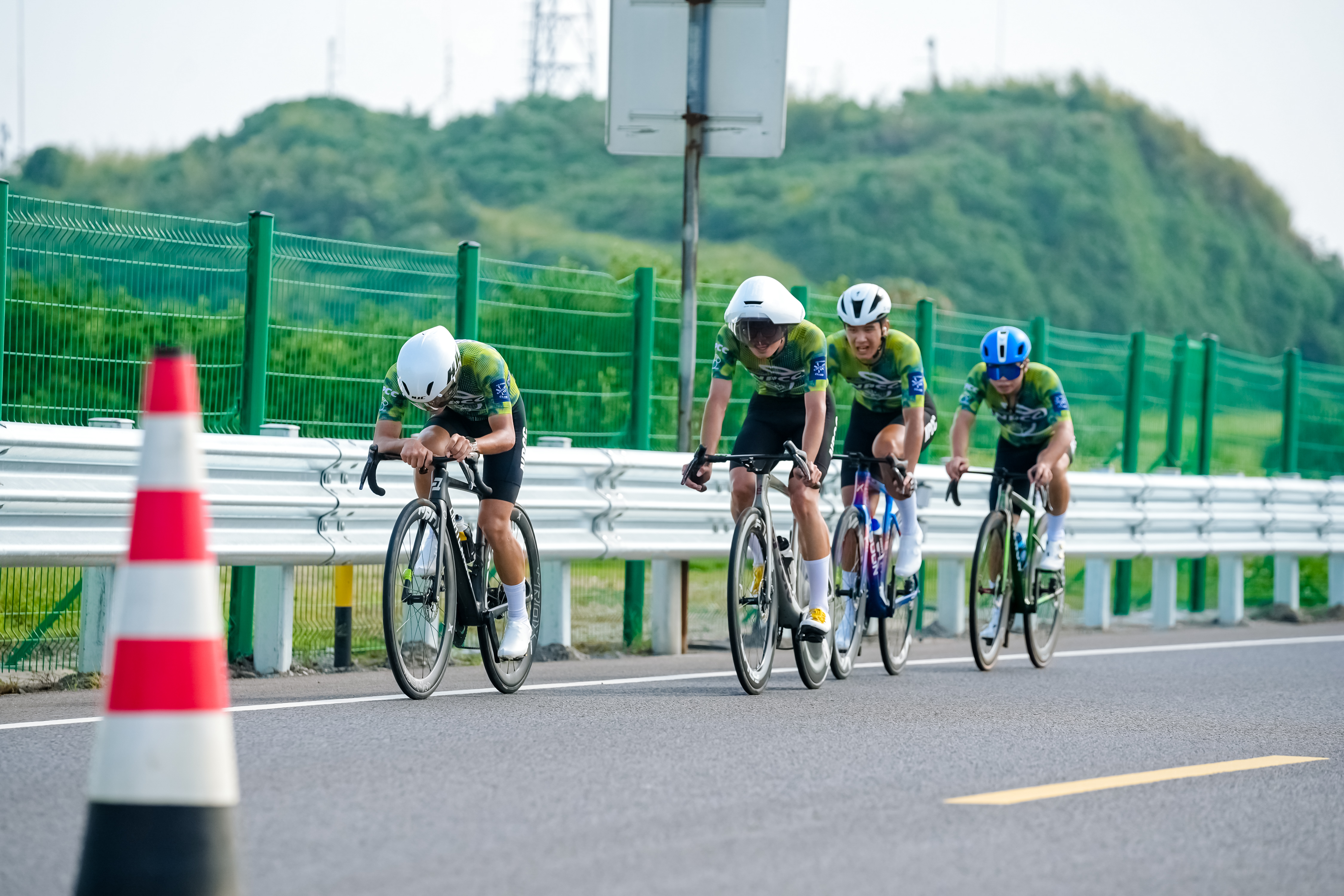 五体会燃动四地 ——电竞、自行车、气排球、五人制足球赛事齐绽放(图3)