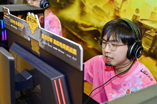 雷克沙杯高校赛・大湾区站完美落幕BLG无畏契约战队亲临助力(图7)