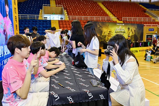 雷克沙杯高校赛・大湾区站完美落幕BLG无畏契约战队亲临助力(图6)