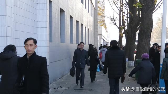 女团？星巴克？蜡笔小新？电竞网咖？铁幕下的朝鲜正在发生什么？(图52)