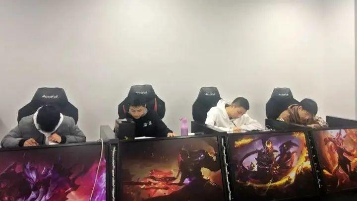 青训不是“劝退”体系化才是发展需要 电竞世界(图7)