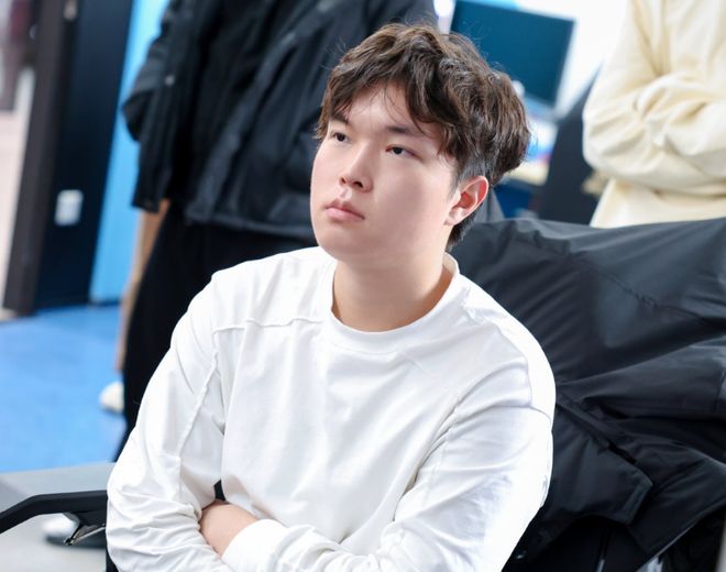 BLG新短片Bin再次被围攻身为职业选手连赛制都不清楚