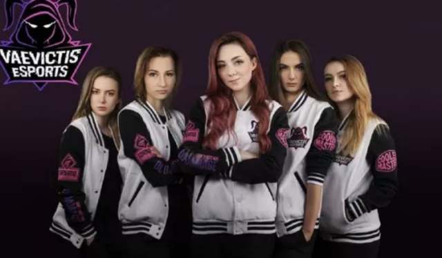 《人之初》杨文远被害曲梦危！高风被龙钰所救！从歌手到演员她表现惊艳(图1)