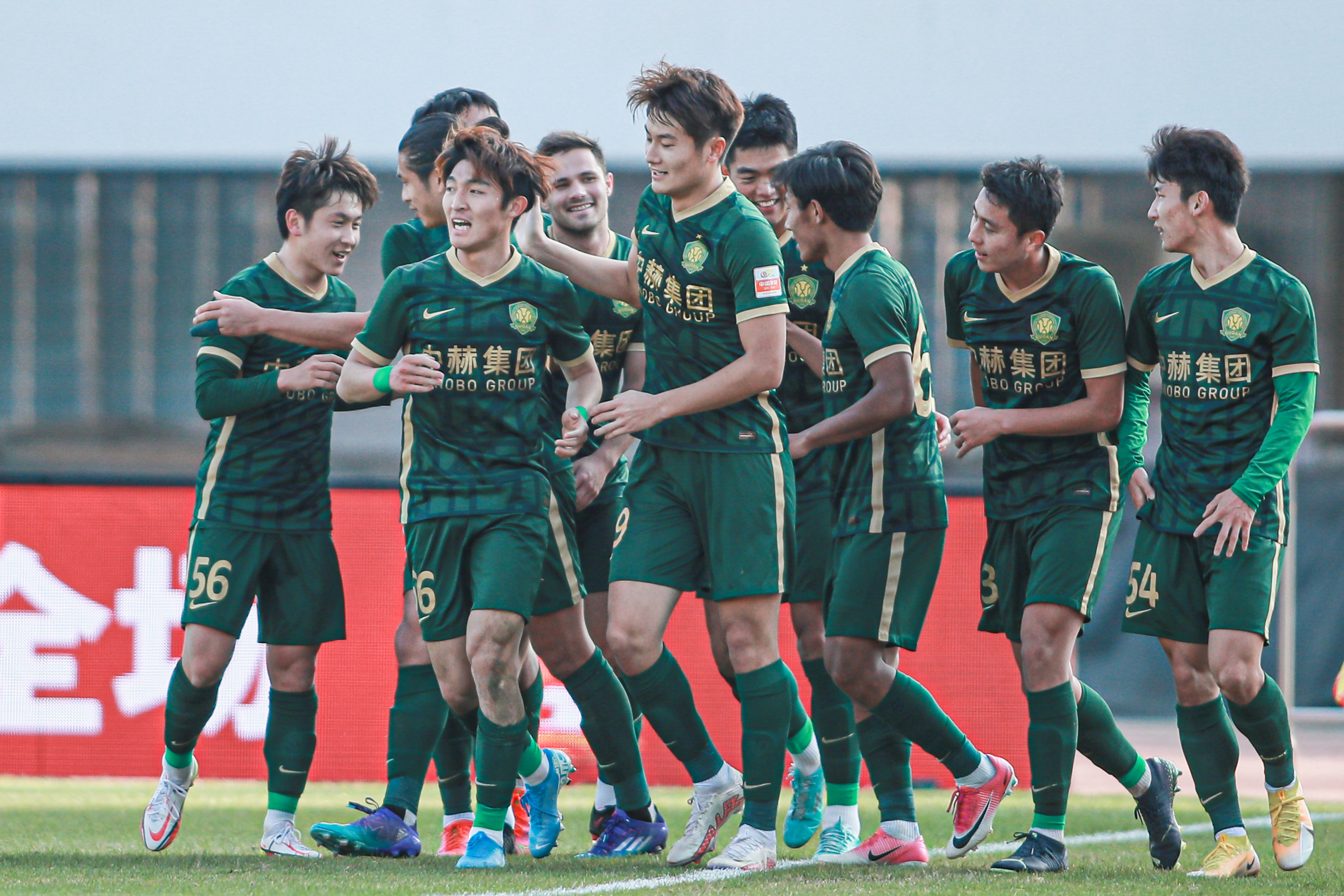 16岁国少核心邝兆镭中断留洋！加盟深圳新鹏城征战2026中超