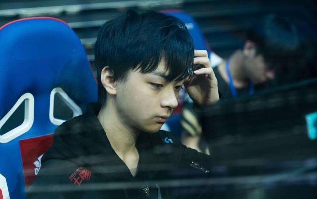 LPL职业选手待遇高到恐怖！青训选手就能有20万的年薪？(图3)