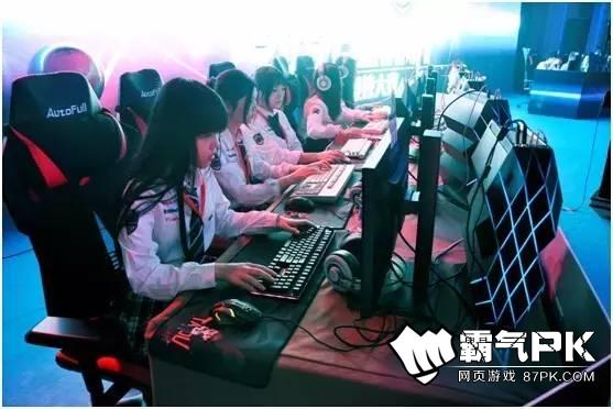 KA女神空降V5电竞和你一对一打破光棍魔咒！