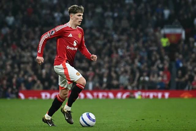 Here we go！罗马诺：加纳乔加盟切尔西转会费4000万镑签约7年(图2)