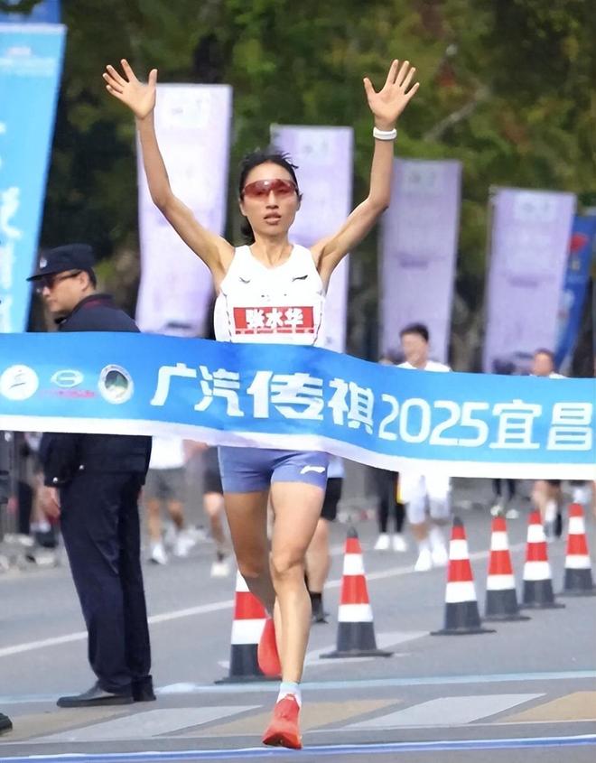 最快女护士再夺冠！周末参赛血赚110000时间线被扒网友吵翻天