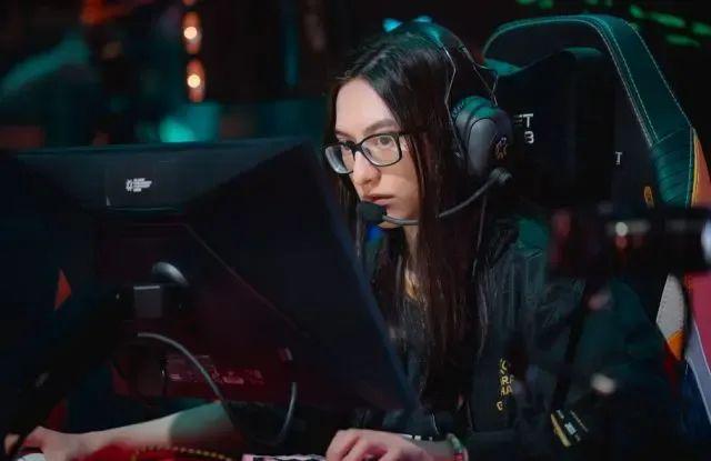 SR夺冠改变者冠军赛跨性别选手112杀再惹争议 电竞世界(图3)