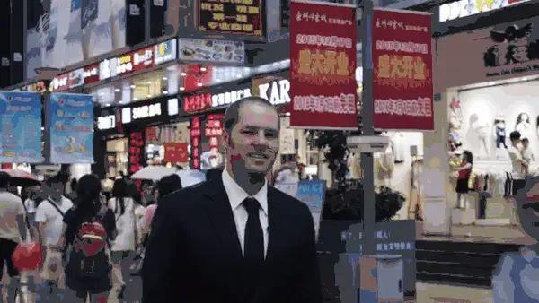 从“巴西牛排”到“Easy Girl”：果然魔幻从未停止(图8)