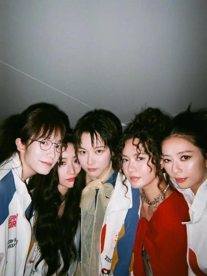 同步鹿特丹电影节这部全女班团队热血新作登陆国内银幕(图11)