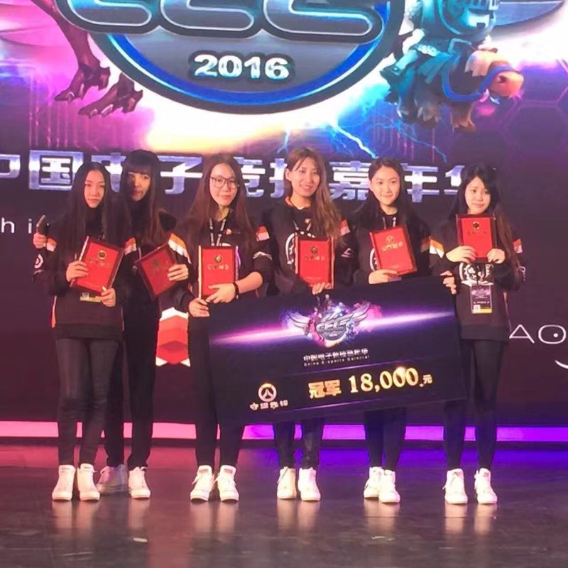 揭秘日本女子相扑运动：从色情表演走向全民竞技