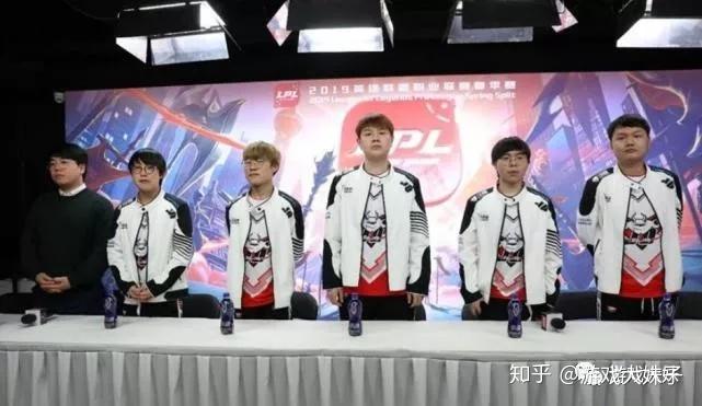 穆里奇重返中国正式任职青训导师曾获广州男足上亿薪资