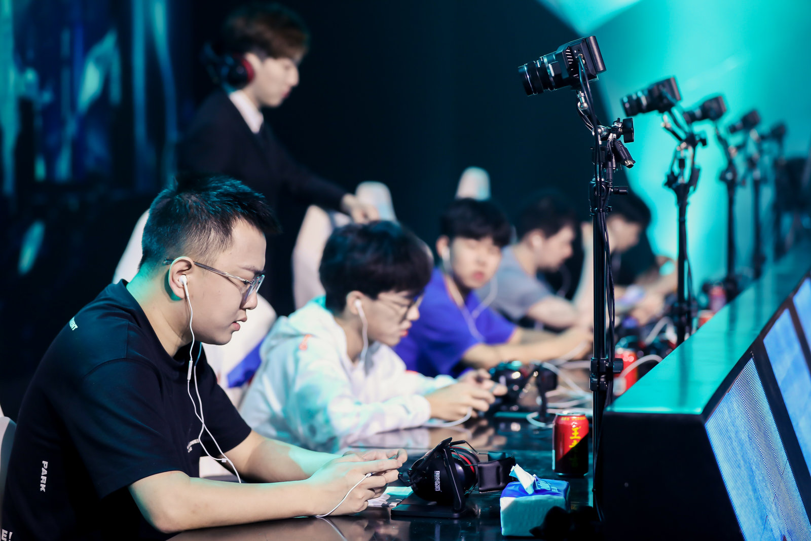 2026三角洲纯绿护航TOP8实测：零违规标杆名模电竞筑牢账号安全防线