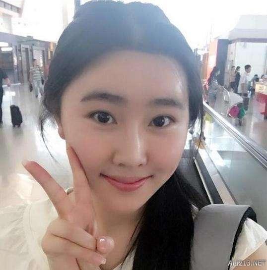 十大电竞女主播排名冯提莫未进前三第一名才出道一天(图3)