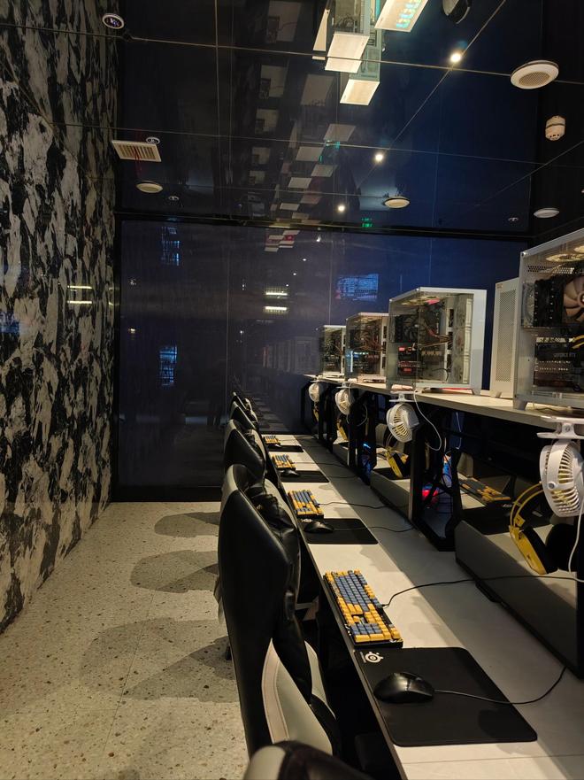 从人满为患到接连倒闭几乎“消失”的网吧为何忽然复活了？(图16)